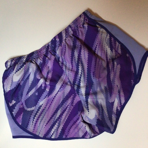 Nike Dri Fit Athletic Shorts With Liner Sz Large - Picture 3 of 6